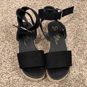 So Me Black and Tan Women's Sandals